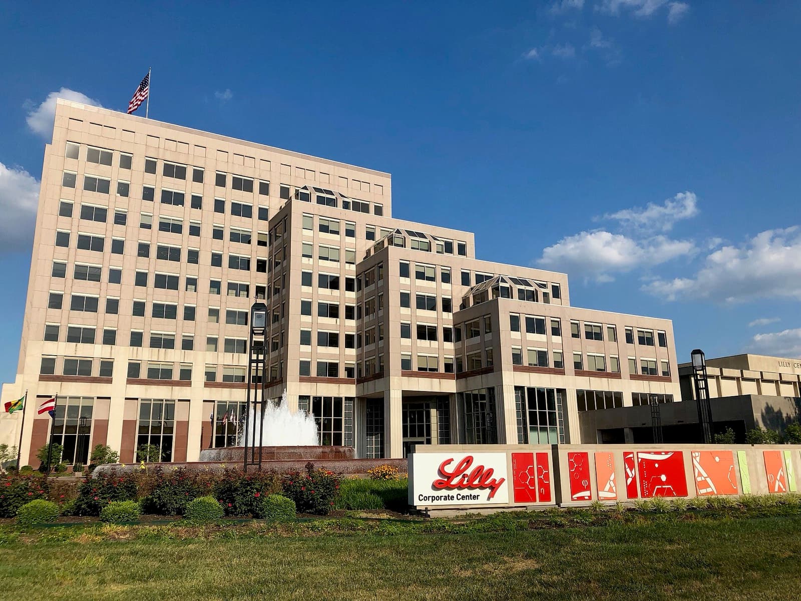 Eli Lilly Corporate Center in Indianapolis, Indiana